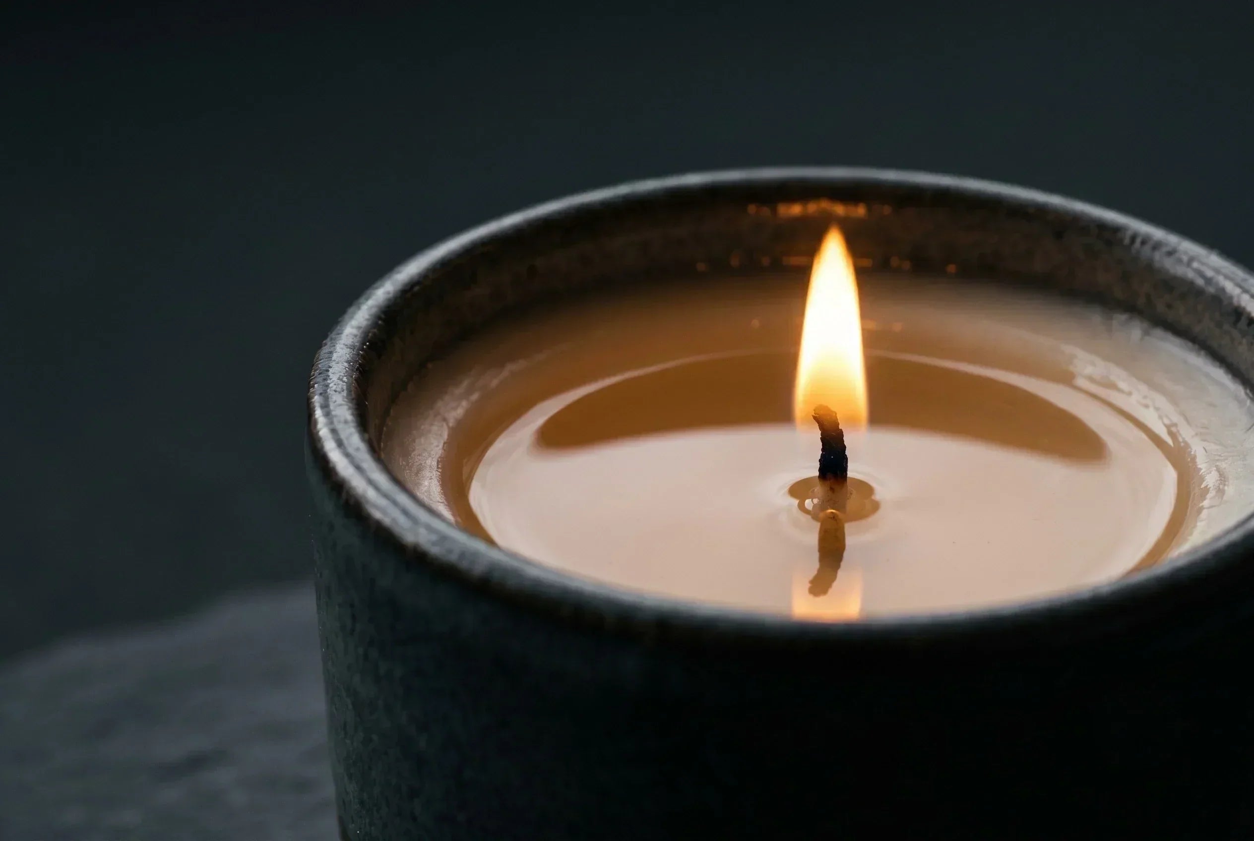 How Long Do Scented Candles Last? The Luxury Candle Guide - Earth & Essence